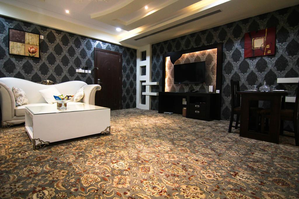 Rest Night Serviced Apartments- Alhamra Riyadh Ruang foto A room at the hotel
