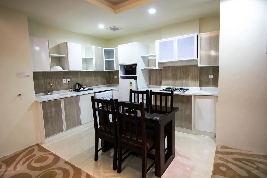 Rest Night Serviced Apartments- Alhamra Riyadh Bagian luar foto A modern kitchen