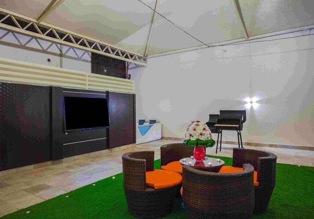 Rest Night Serviced Apartments- Alhamra Riyadh Bagian luar foto The interior of a tent