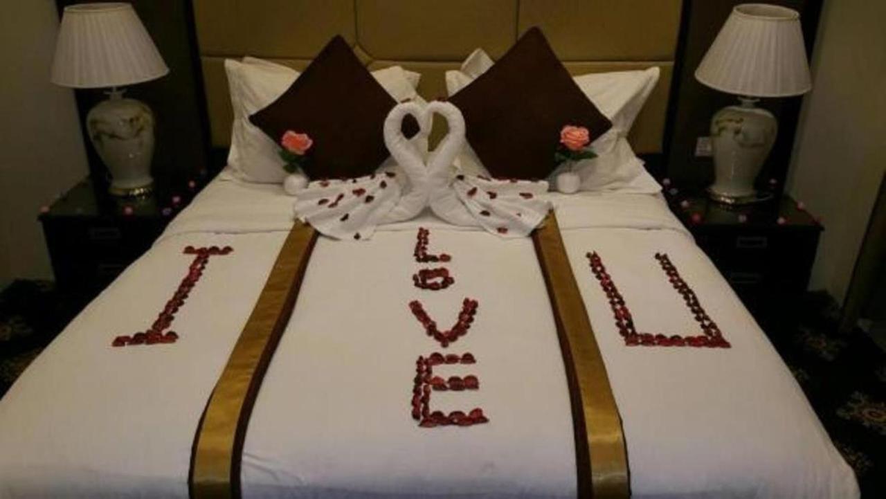 Rest Night Serviced Apartments- Alhamra Riyadh Bagian luar foto Honeymoon Suite